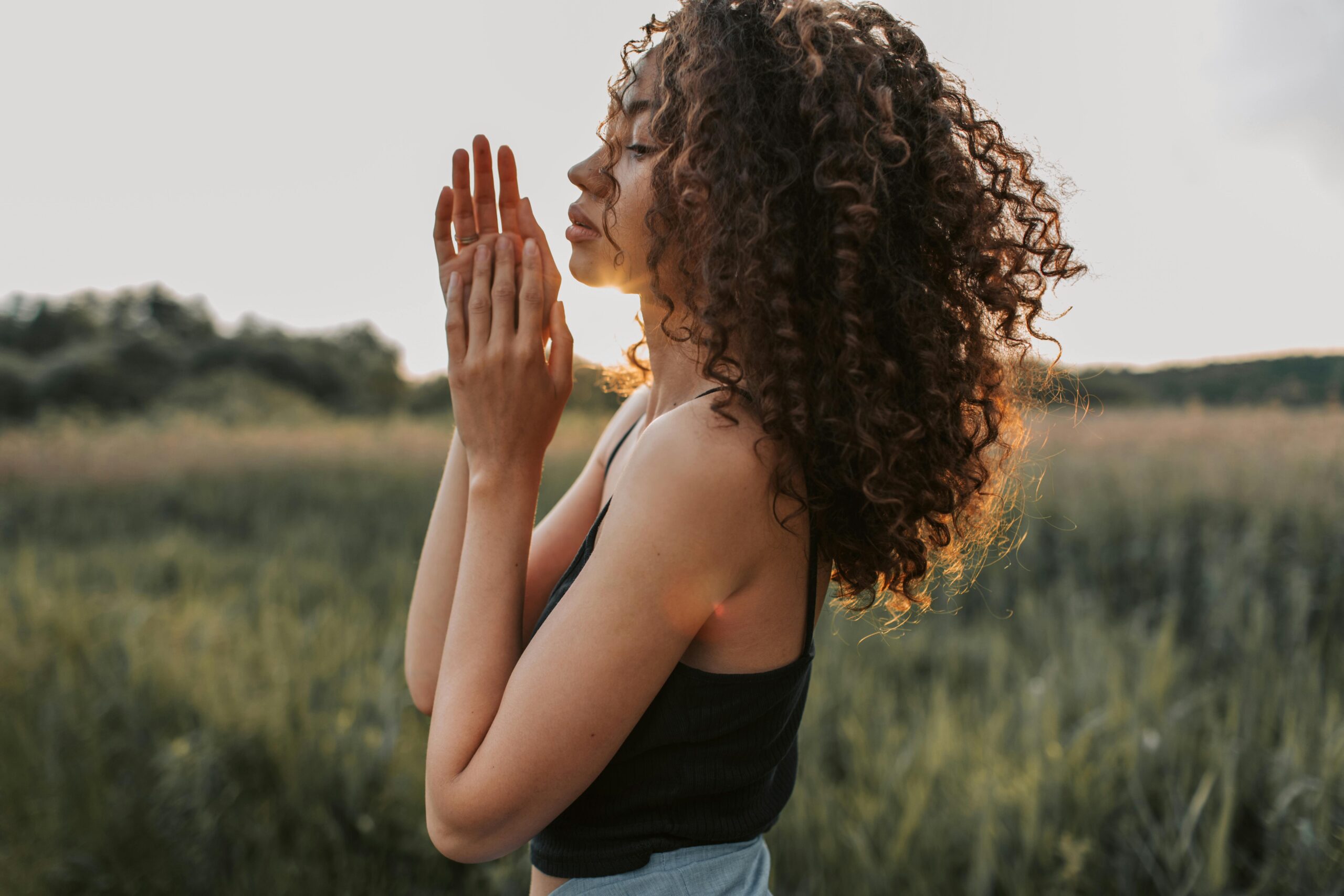 Como desenvolver sua espiritualidade: 5 práticas para o despertar em 2026
